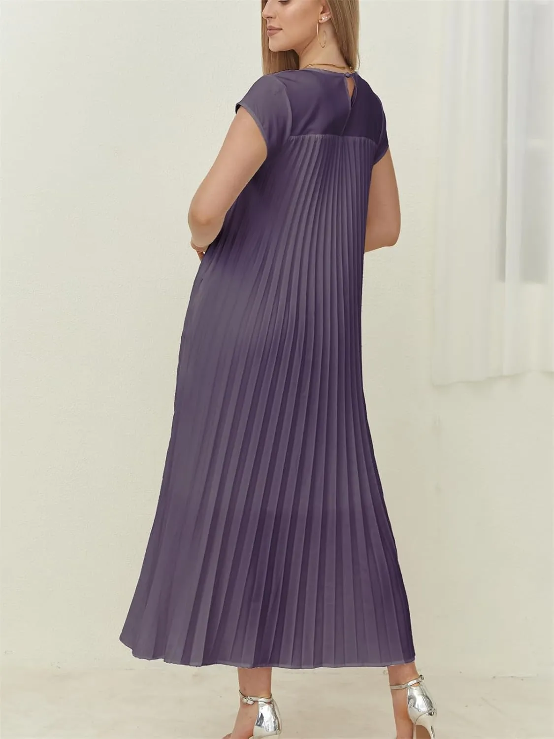 HOULENGS Women's 2025 Casual Short Sleeve Pleated Maxi Dress Loose Fit Crewneck Flowy Long Dress with Pockets