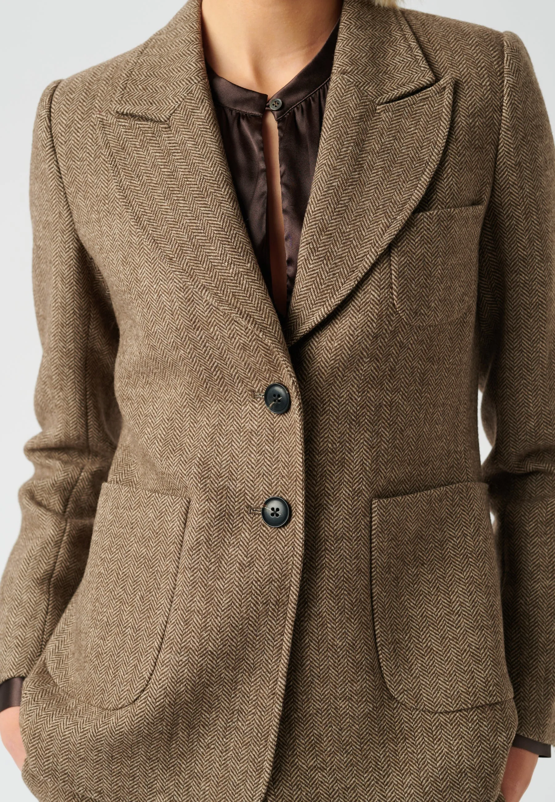 LIVIA NS  (H)-Warm Linen