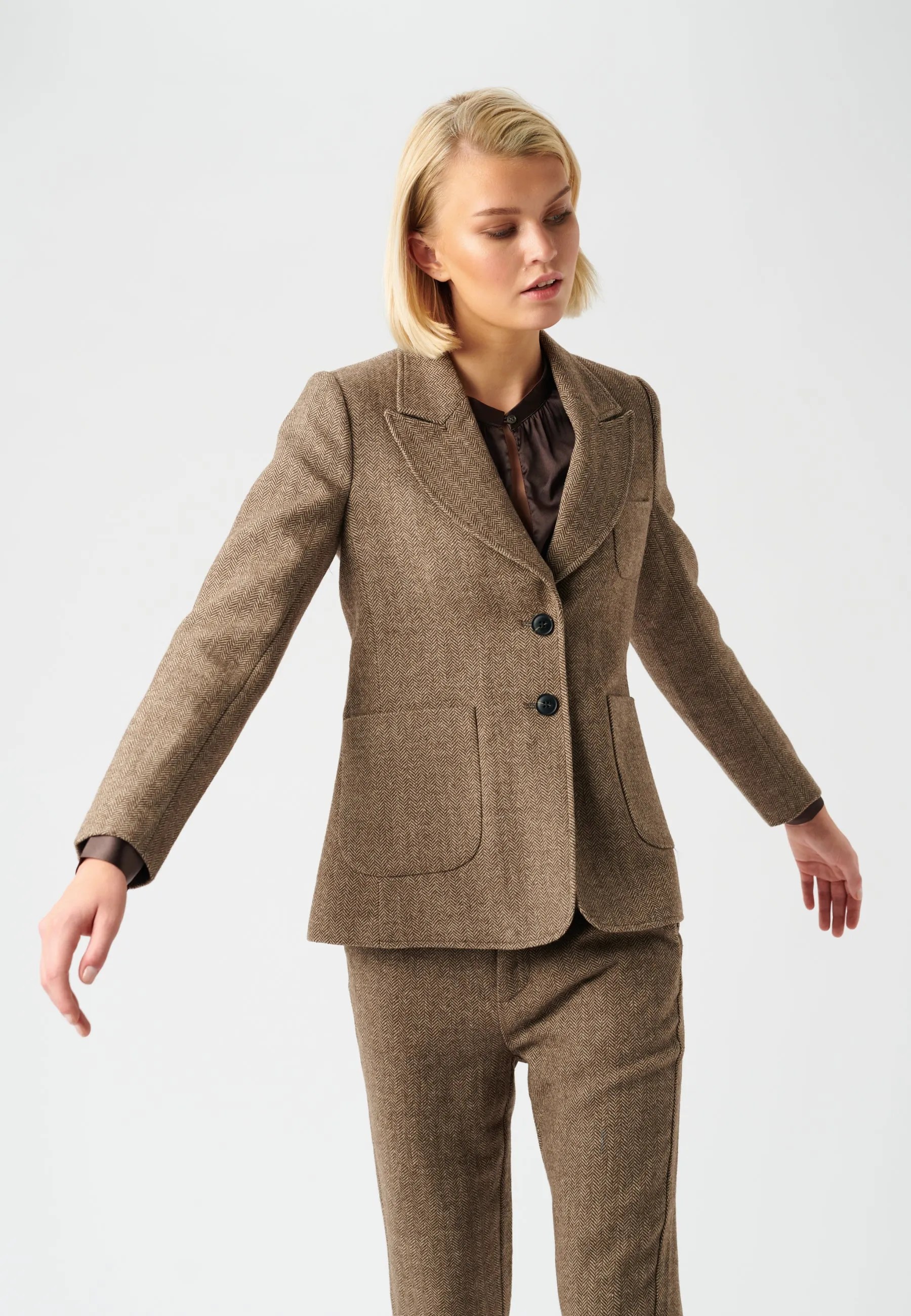 LIVIA NS  (H)-Warm Linen