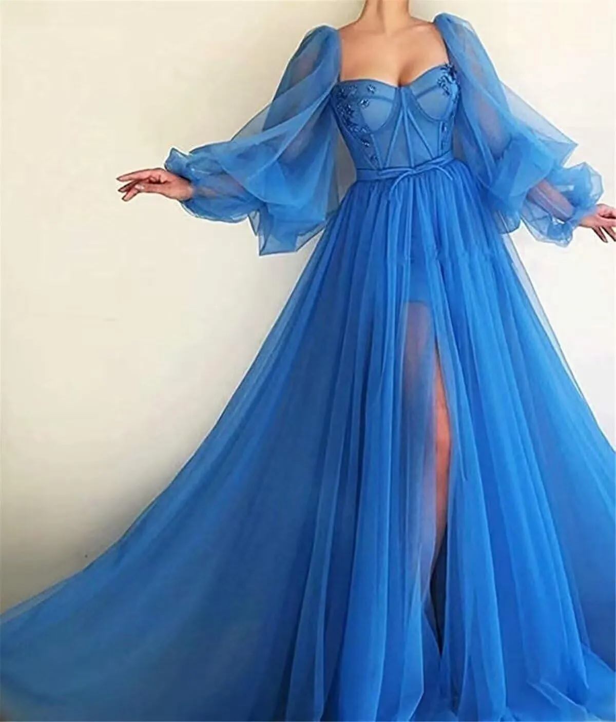 Long Sleeve Prom Dress for Women Sweetheart Tulle Ball Gown with Slit Appliques Princess Formal Evening Gowns