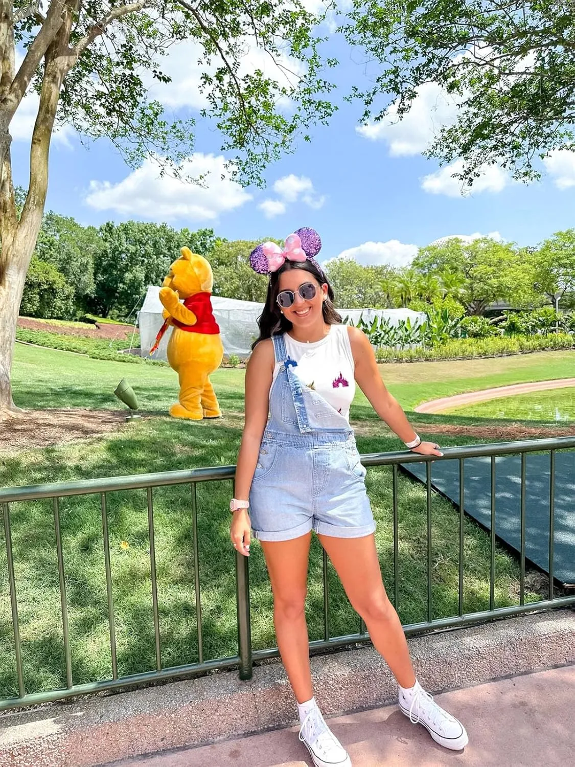 Magic Kingdom Tanks for Women Sequin Shirts Colorful Castle Graphic Sleveless Top Holiday Vacation Tank Tops