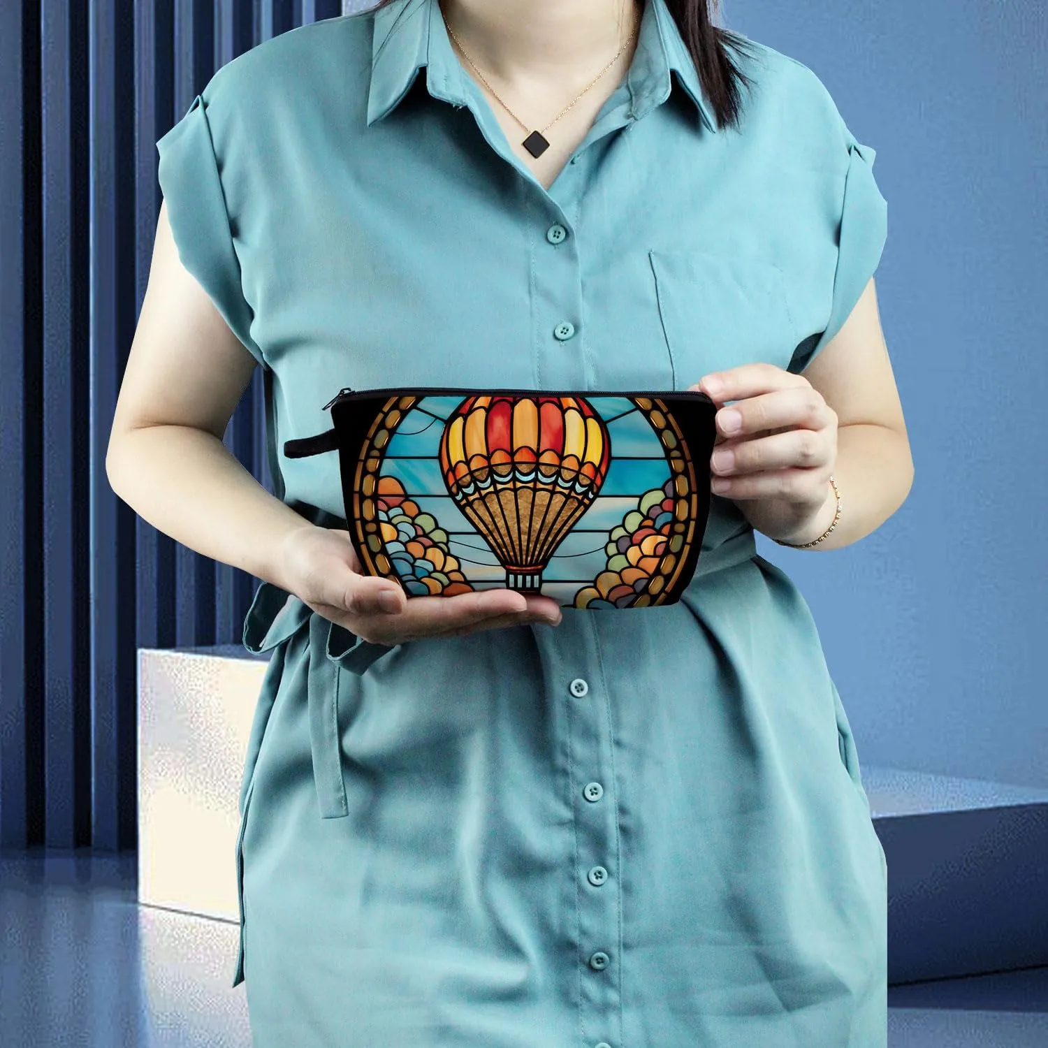 Stained Glass Hot Air Balloon Makeup Bag Colorful Fire Balloon Cute Small Organizer Bag Zipper Pouch Stained Glass Design Hot Air Balloon Cosmetic Bag Present for Women Friends